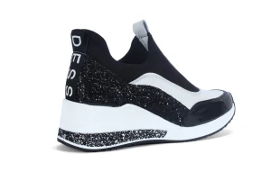 sneakersy-b-939-bia-003.jpg